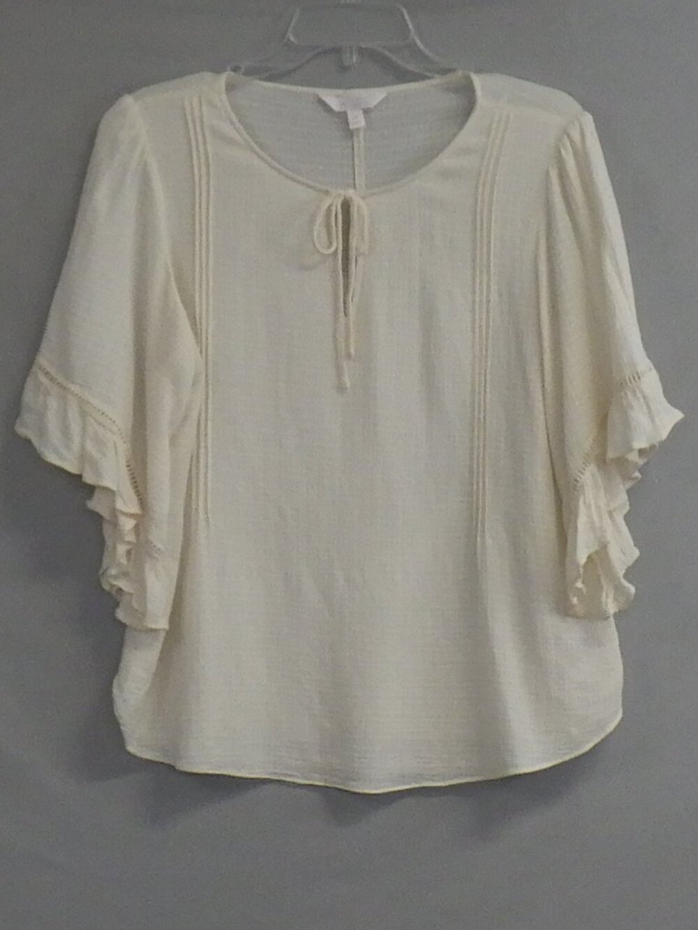 LC Lauren Conrad Split Neck Peasant Blouse   A633